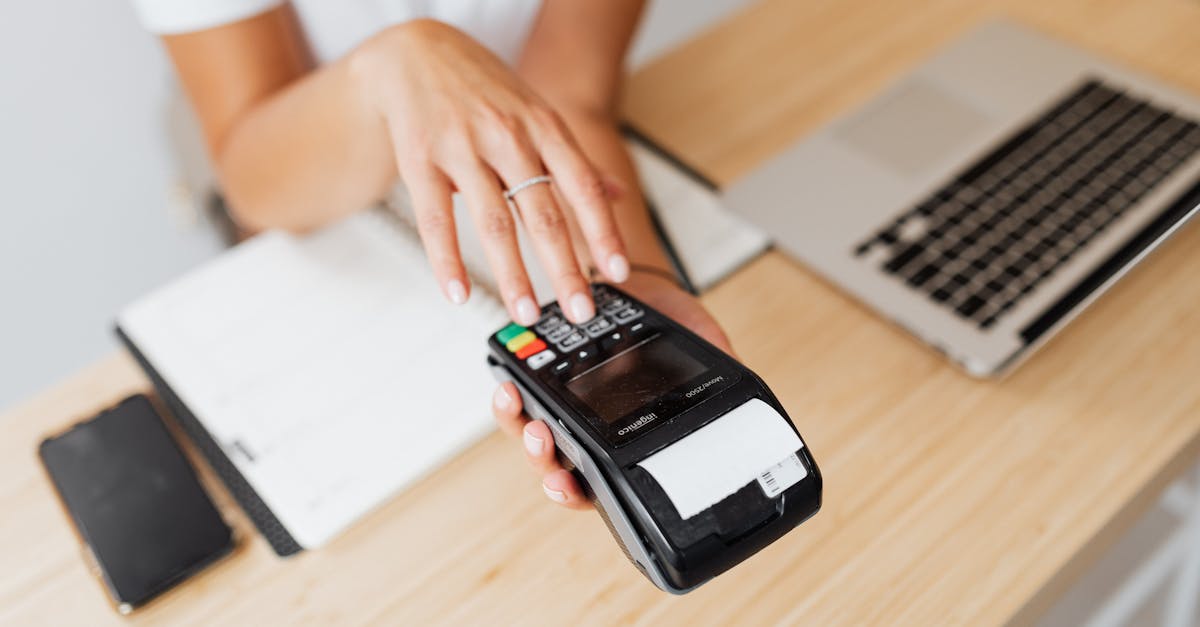 How can e-commerce businesses effectively leverage social proof?