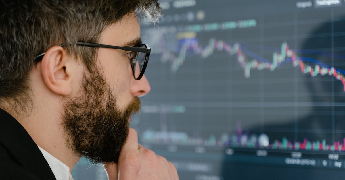 What are the emerging trends in programmatic advertising for 2024?