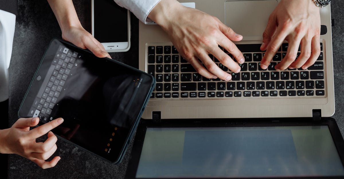 How to Create a Seamless Multi-Channel User Experience for Increased Sales in 2025